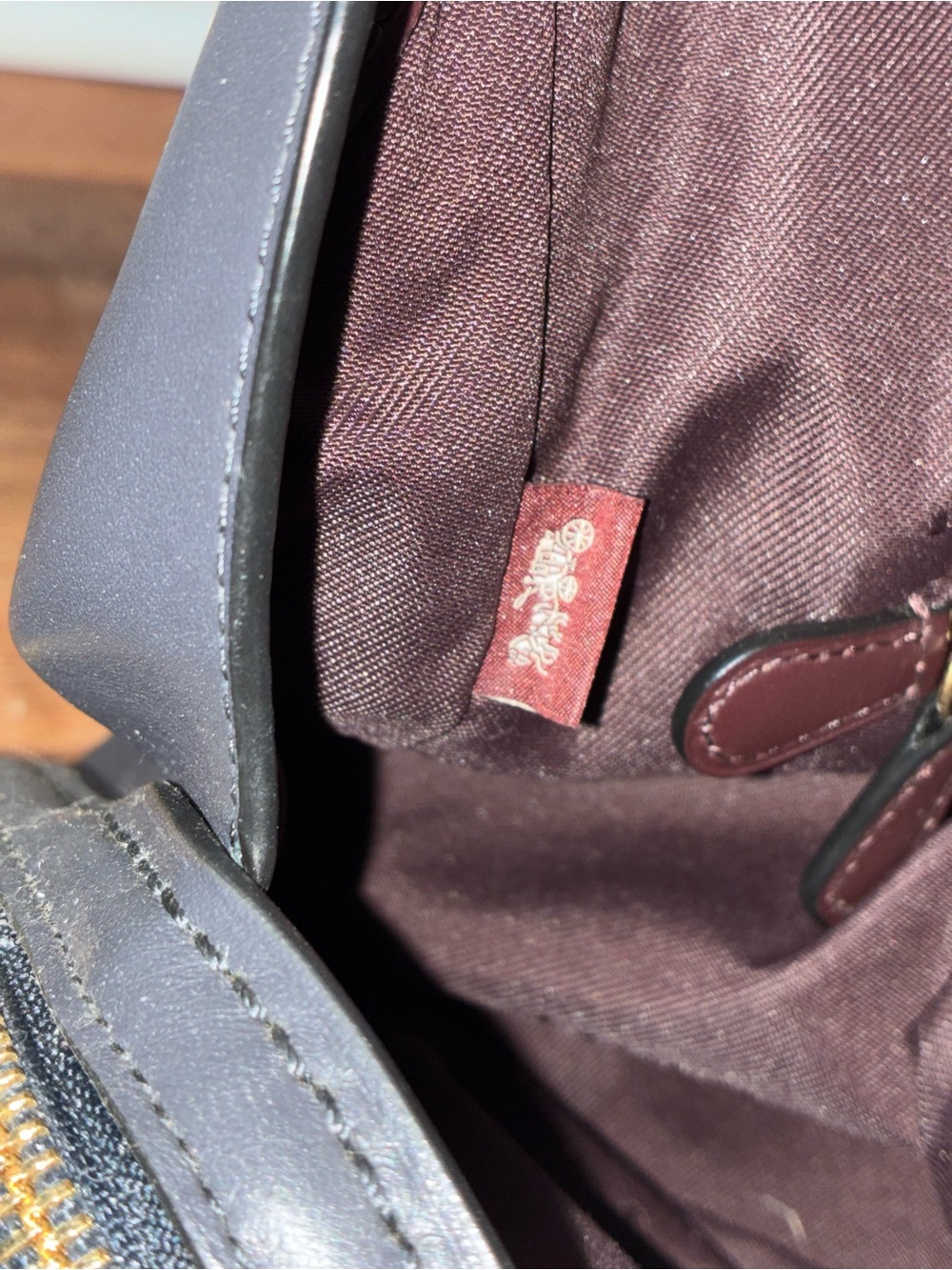 Coach Edie Shoulder Bag 31 In Signature Leather With Rivets - Picture 12 of 16